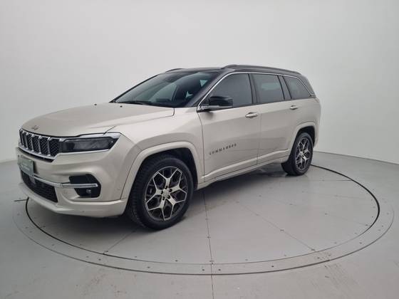 JEEP COMMANDER 1.3 T270 TURBO FLEX OVERLAND AT6 JEEP COMMANDER 1.3 T270 TURBO FLEX OVERLAND AT6